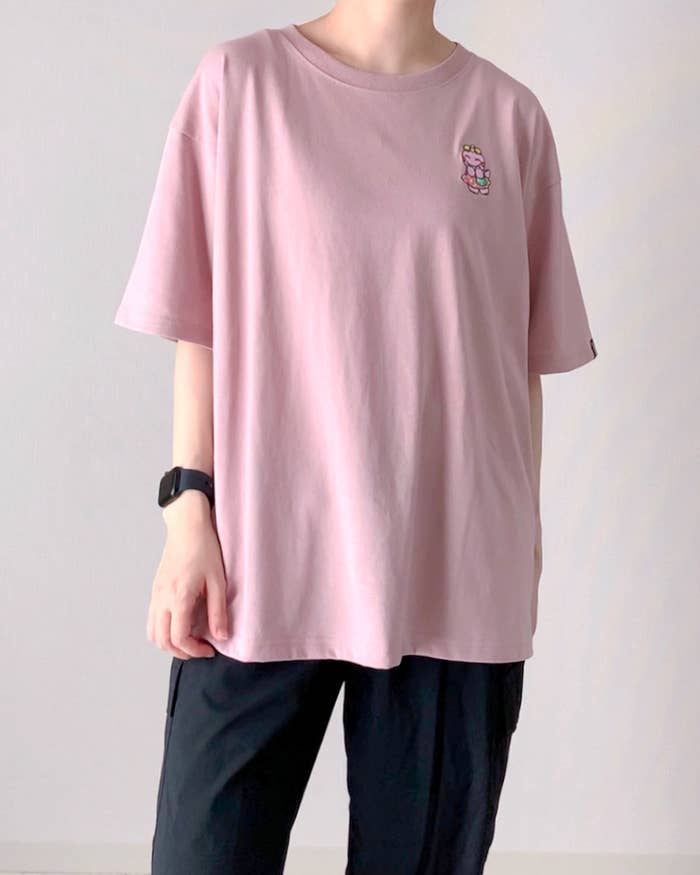 しまむらのおすすめファッションアイテム「ガンコ胸刺繍バックP」