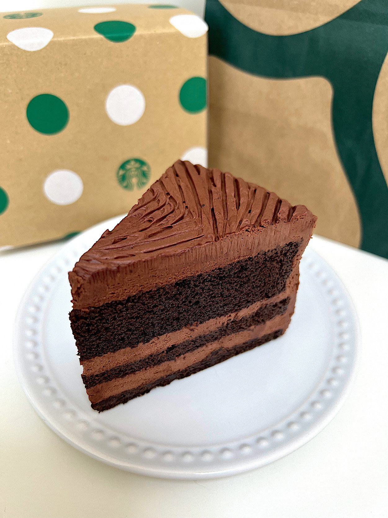 スターバックスのオススメスイーツ「チョコレートケーキ」