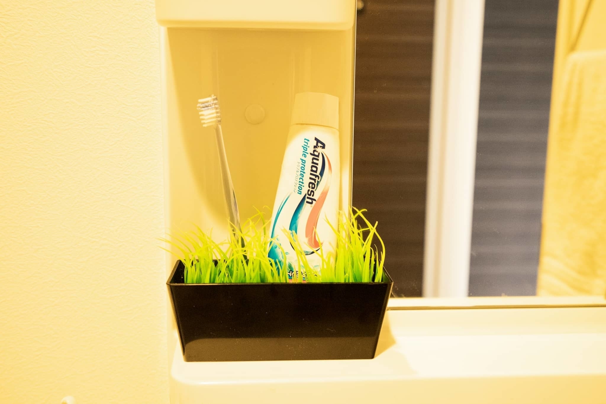 フライングタイガーのオススメおもしろグッズ「歯ブラシホルダー」