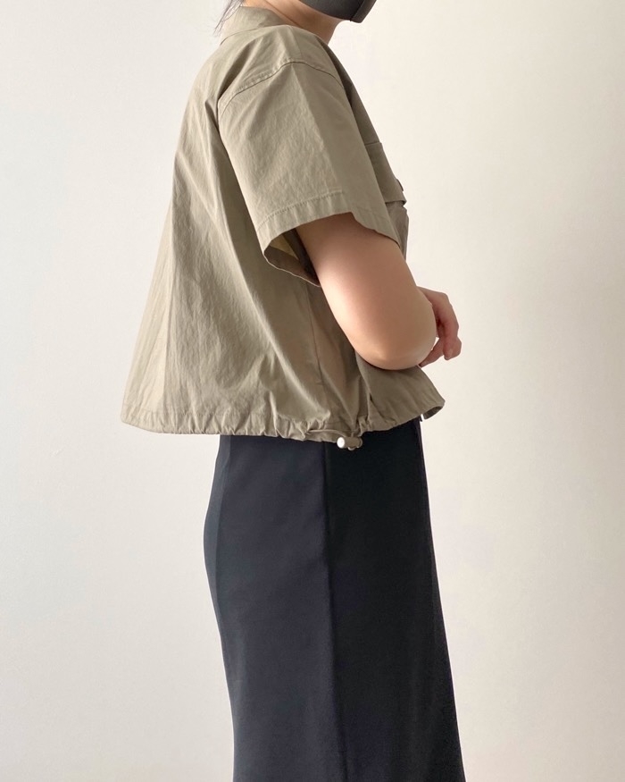 GU】2290円→790円に値下げ中!「ヘビロテの予感」「4色買いまし GU】2290円→790円に値下げ中!「ヘビロテの予感」「4色買いまし