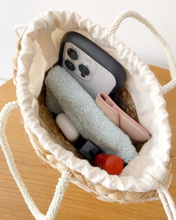 画像・動画】持つだけでコーデを格上げ!ZARAの「ミニバッグ 画像・動画】持つだけでコーデを格上げ!ZARAの「ミニバッグ