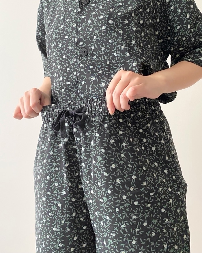 GU(ジーユー)のおすすめパジャマ「スタイルドライパジャマ(半袖&ショートパンツ)(フラワー)+E」