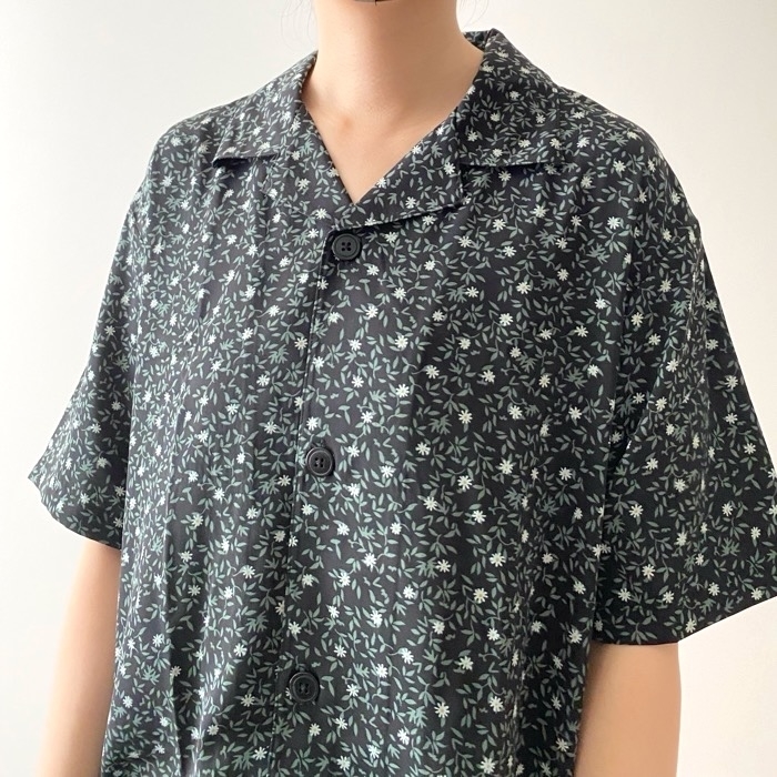 GU(ジーユー)のおすすめパジャマ「スタイルドライパジャマ(半袖&ショートパンツ)(フラワー)+E」