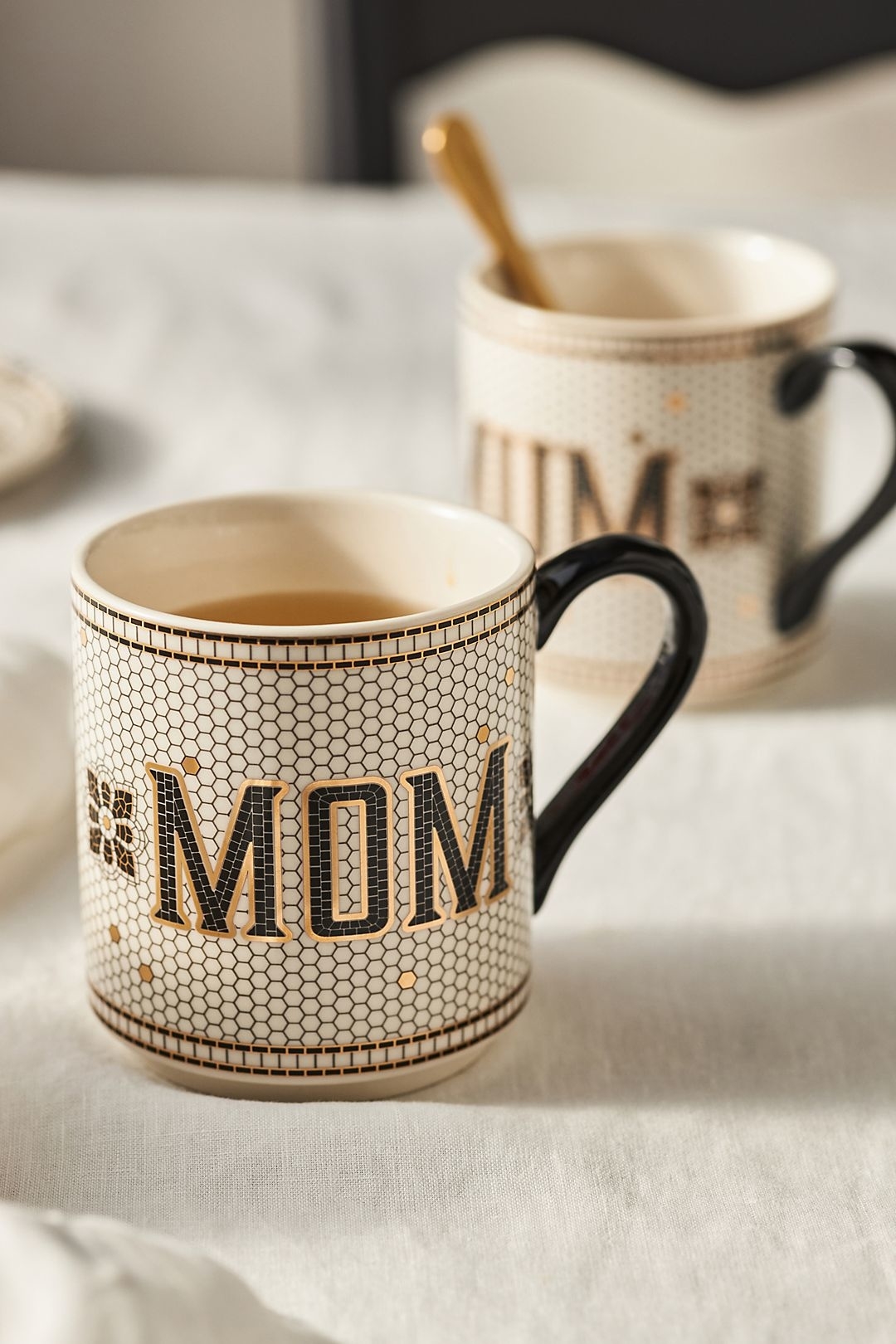 tile-print mug reading &quot;mom&quot;