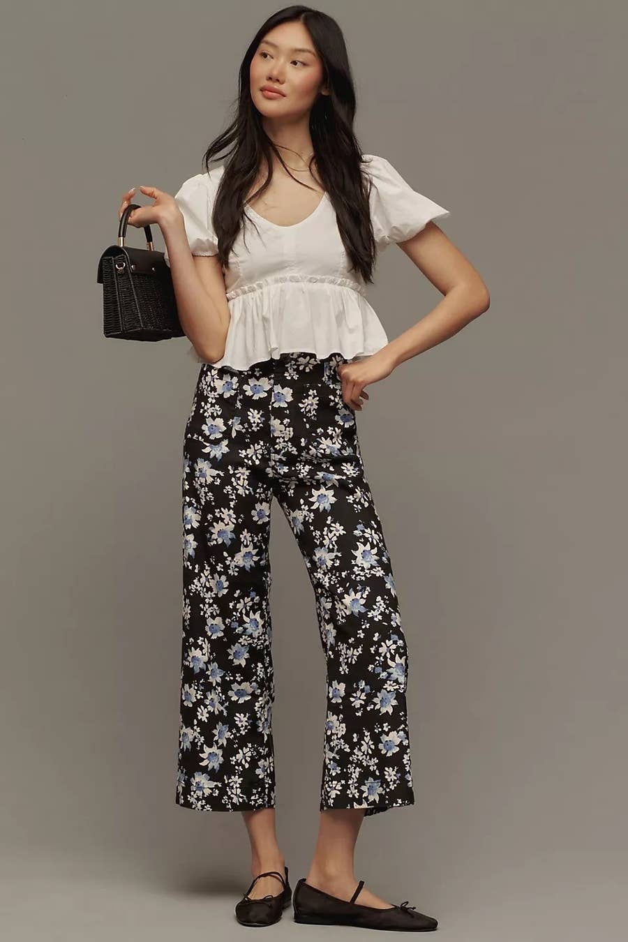 25 Best Breathable Pants For Summer 2025