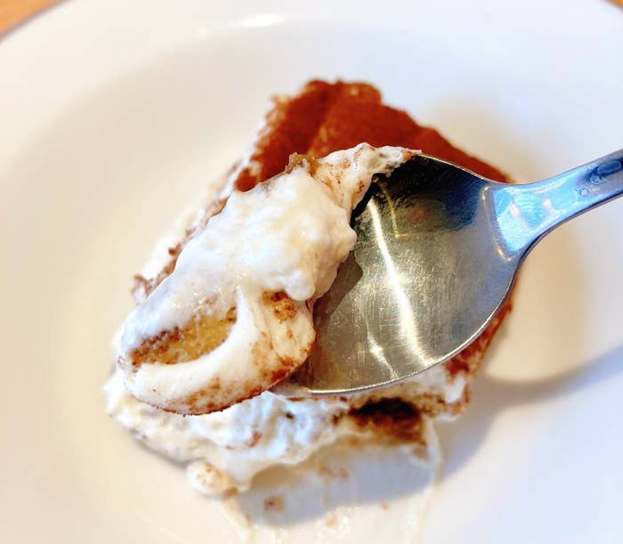 サイゼリヤのおすすめスイーツ「ティラミス クラシコ」