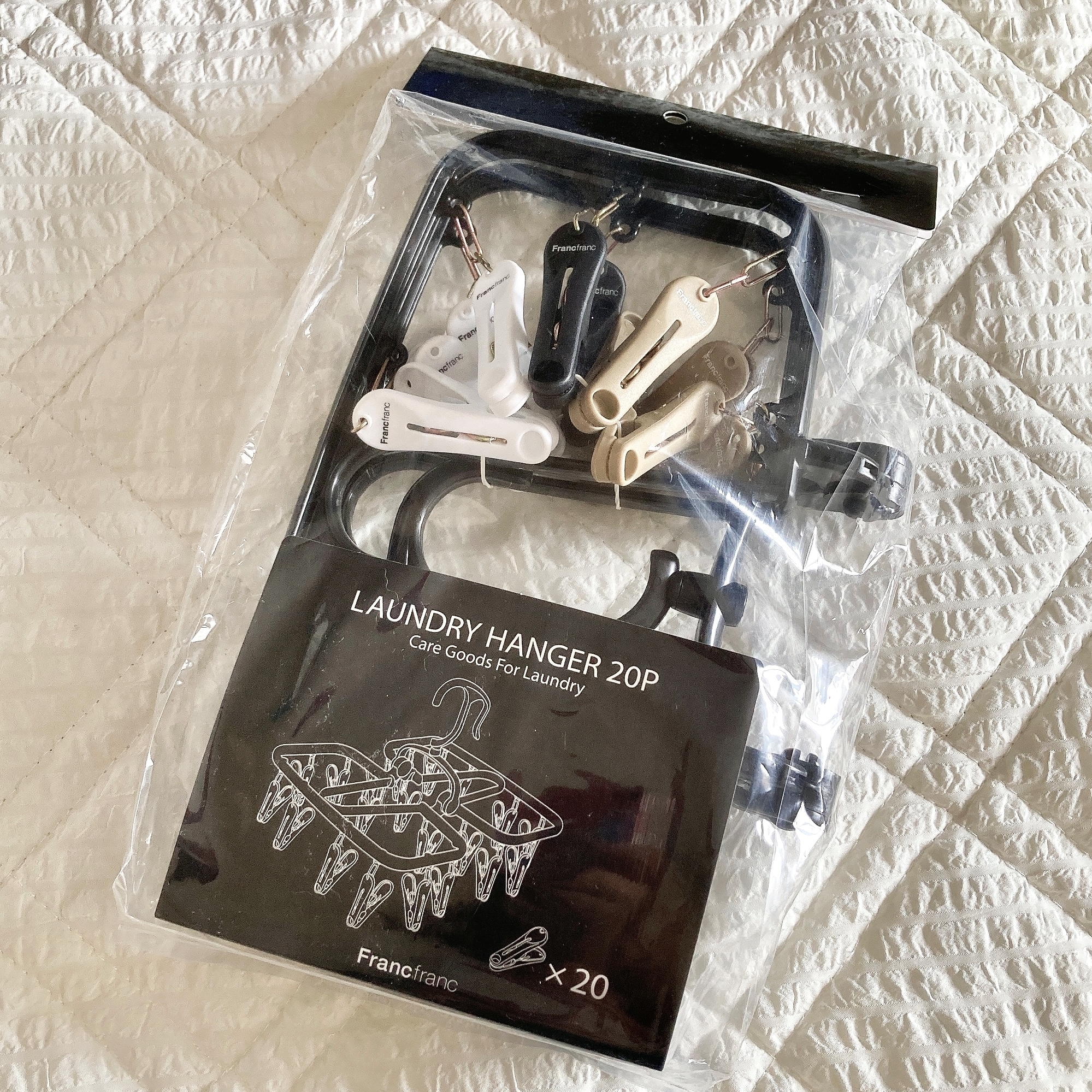 Francfranc（フランフラン）のおすすめ便利アイテム「ランドリーハンガー20ピンチ」