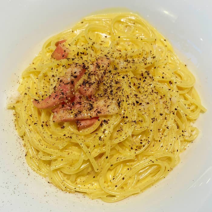 デニーズのおすすめメニュー「4種チーズのカルボナーラ」