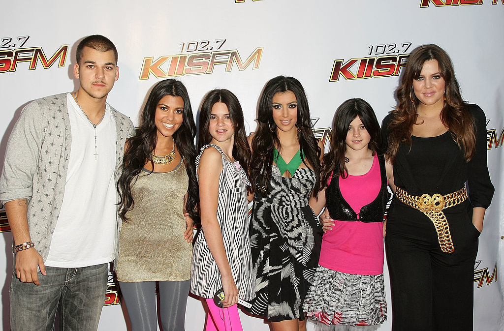 Rob Kardashian, Kylie Jenner, Kendall Jenner, Kourtney Kardashian, and Khloe Kardashian posing together at an event in 2008