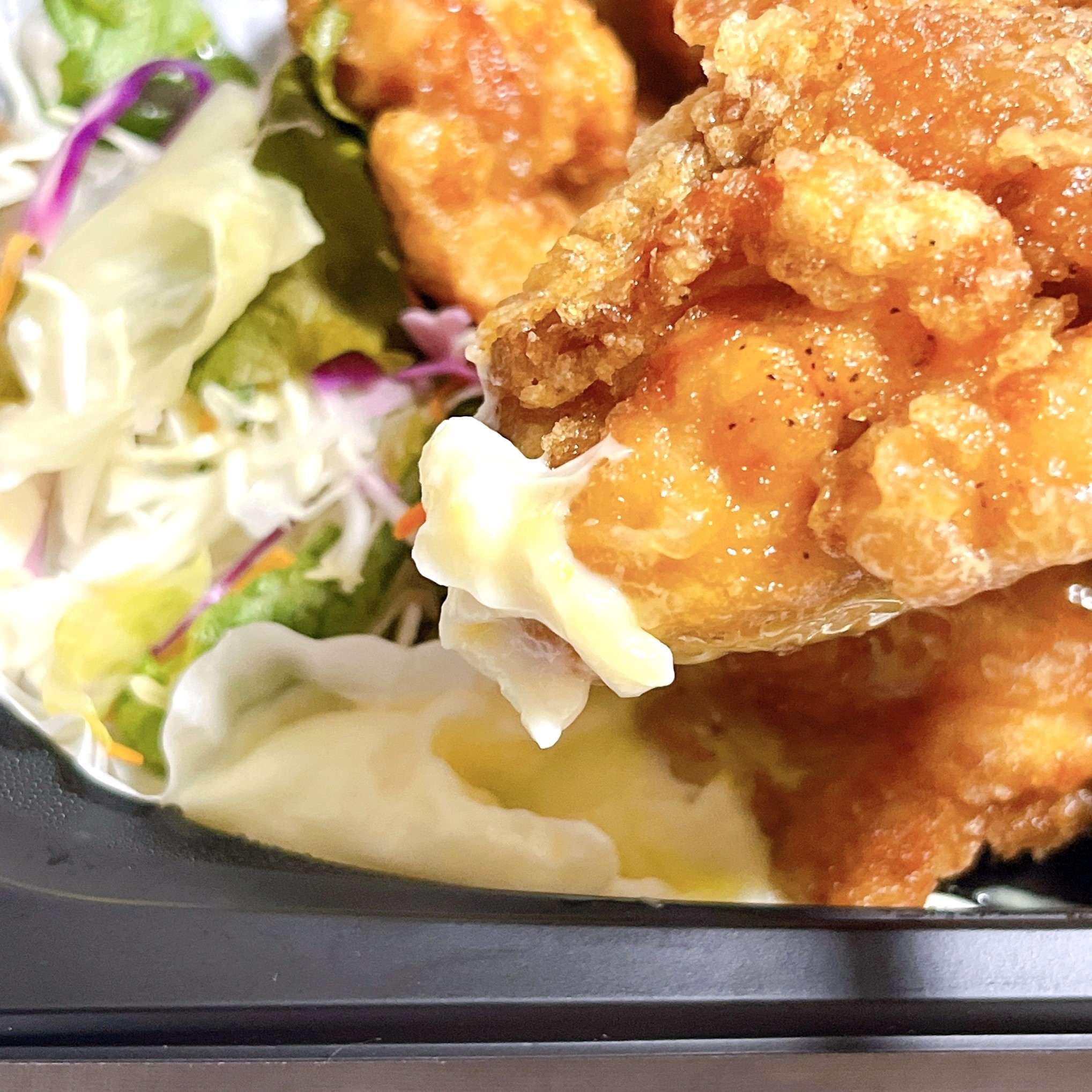 ガストのオススメの弁当「ハニーマスタード合盛り弁当6コ」