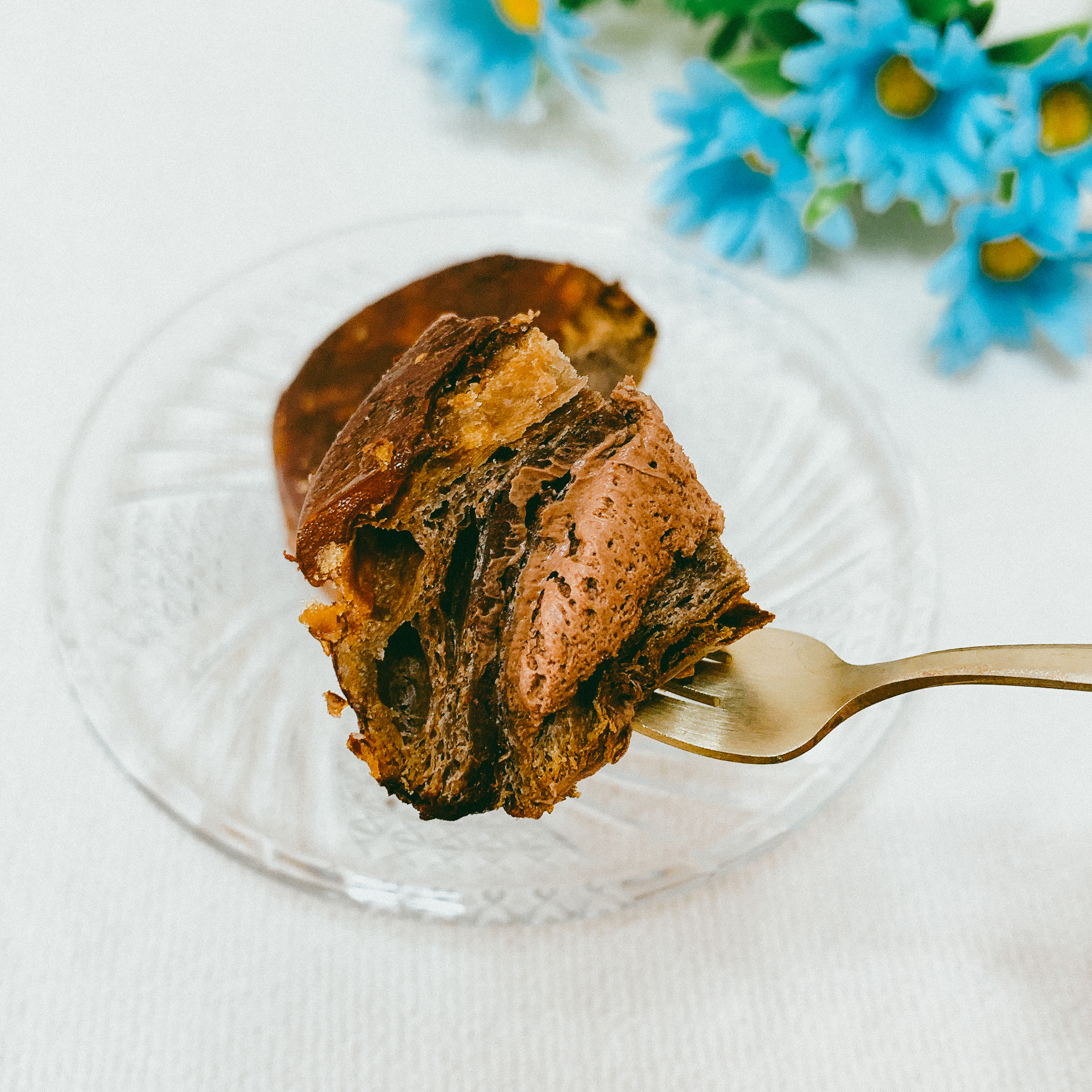 FamilyMart(ファミリーマート)のおすすめのスイーツ「濃厚ショコラのクイニーアマン」