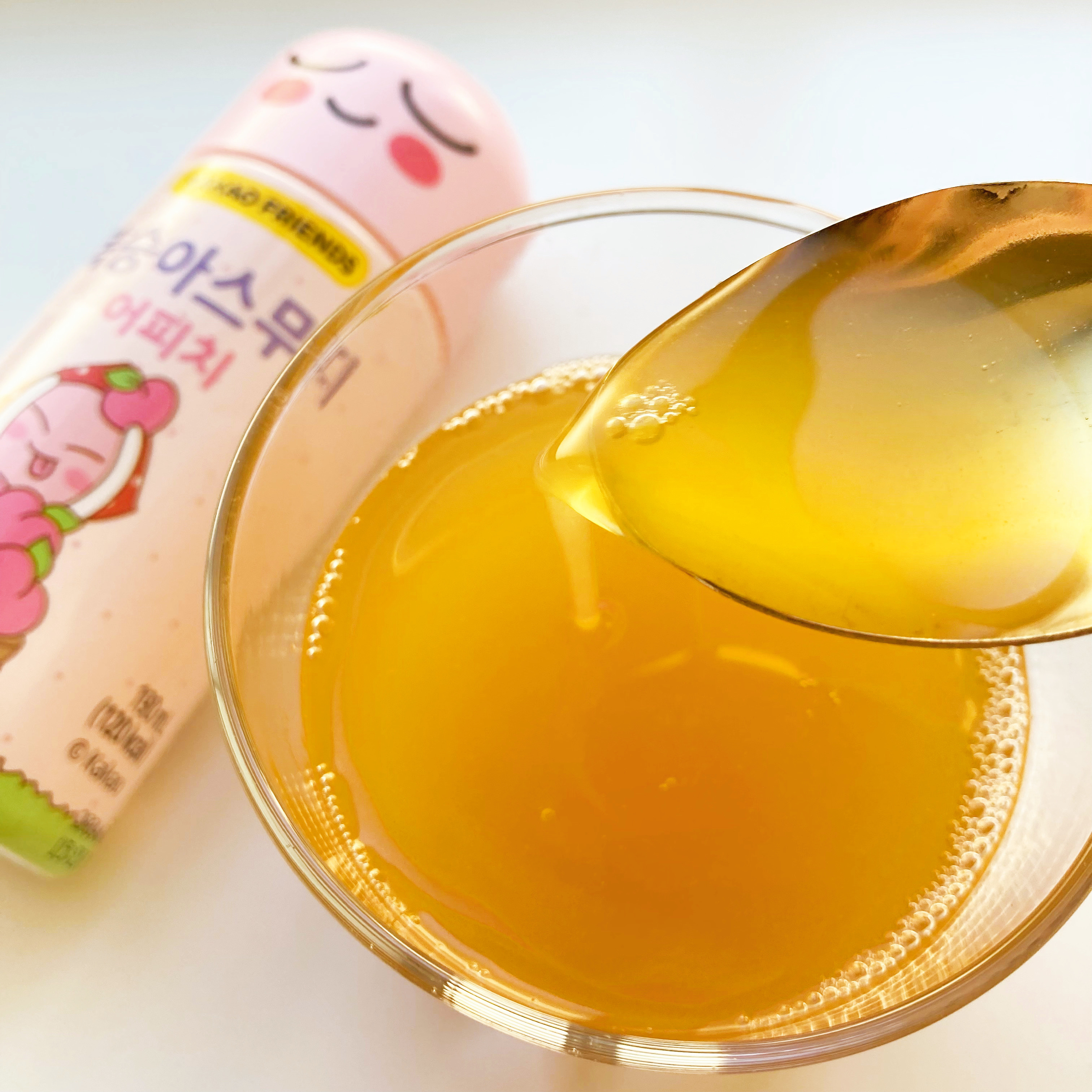 CanDo(キャンドゥ)で見つけた韓国ドリンク「カカオフレンズスムージー 桃」