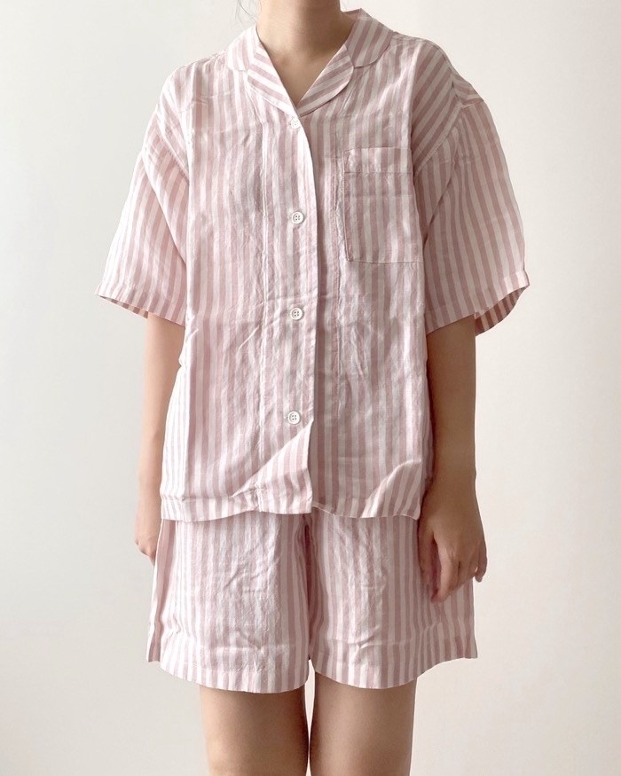 無印良品の「天然由来の接触冷感 リヨセル麻半袖パジャマ」