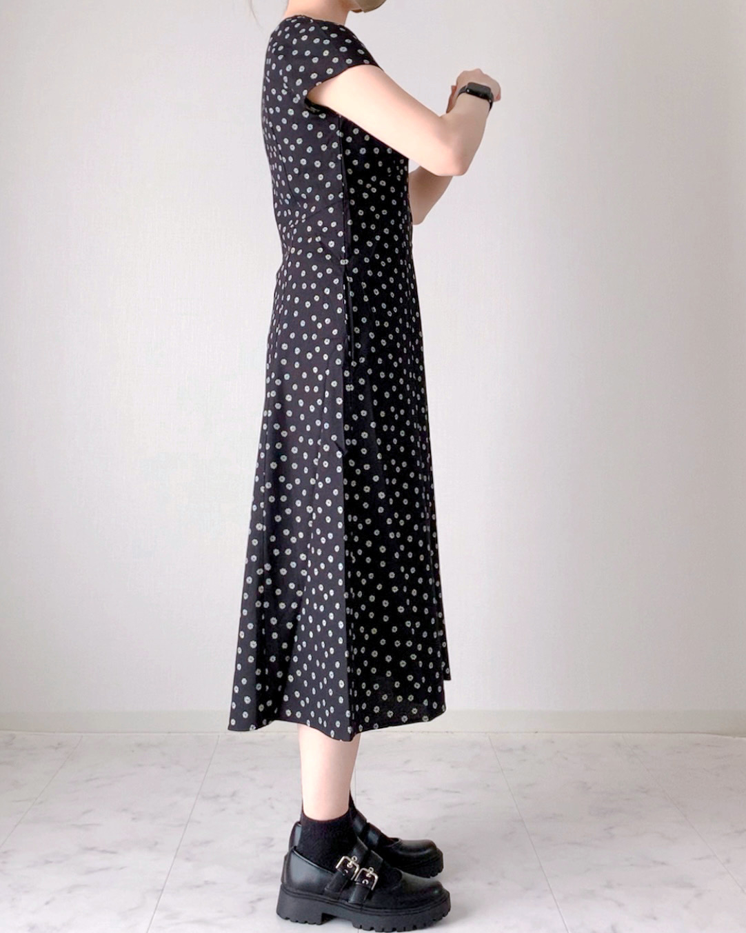 GUのオススメファッション「Vネックプリントワンピース(半袖)(フラワーC)+X」