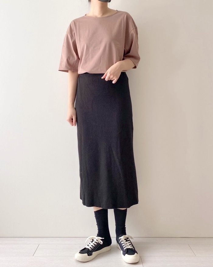 ユニクロのおすすめファッションアイテム「エアリズムコットンリラックスT（半袖）」