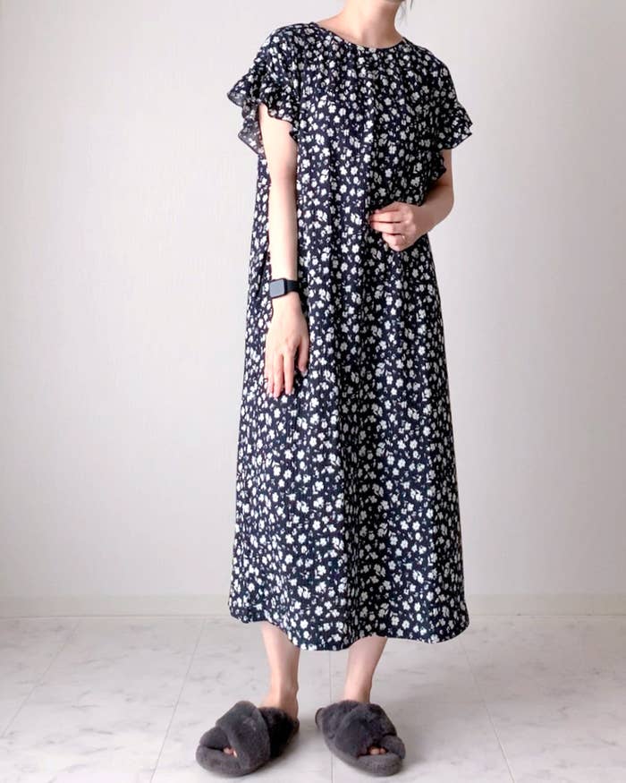 GU(ジーユー)のオススメファッション「ラウンジワンピース(半袖)(フラワー)+E」