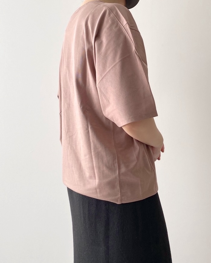 ユニクロのおすすめファッションアイテム「エアリズムコットンリラックスT(半袖)」