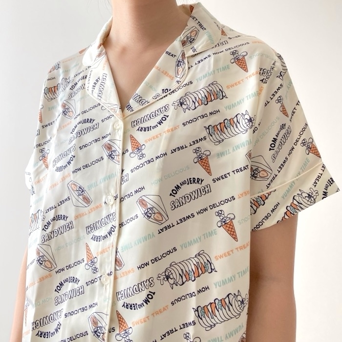 GU(ジーユー)のおすすめファッションアイテム「サテンパジャマ(半袖&ロングパンツ) TOM and JERRY」