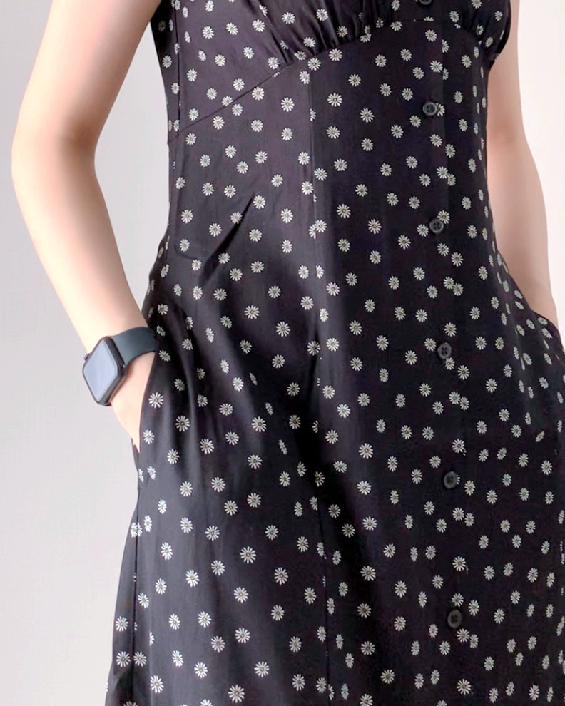 GUのオススメファッション「Vネックプリントワンピース(半袖)(フラワーC)+X」