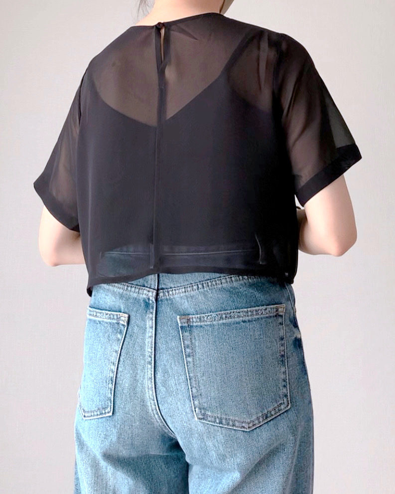 GU（ジーユー）のオススメファッション「2ピースシアーTブラウス（半袖）」