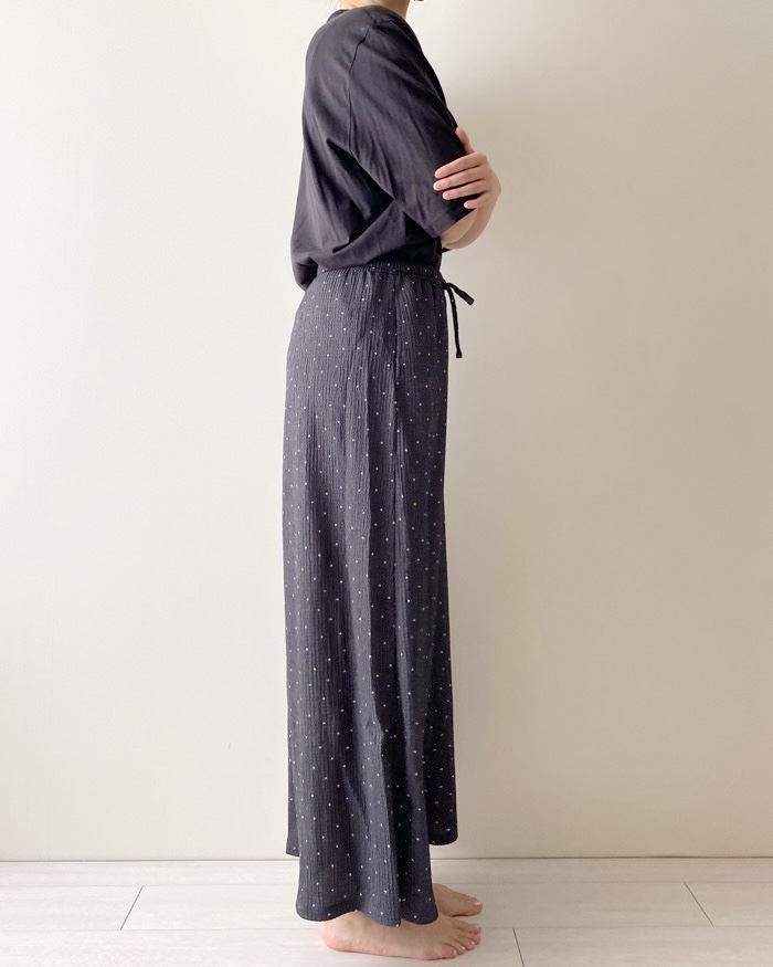 GU（ジーユー）のおすすめファッションアイテム「ラウンジフレアパンツ（ドット）+E」