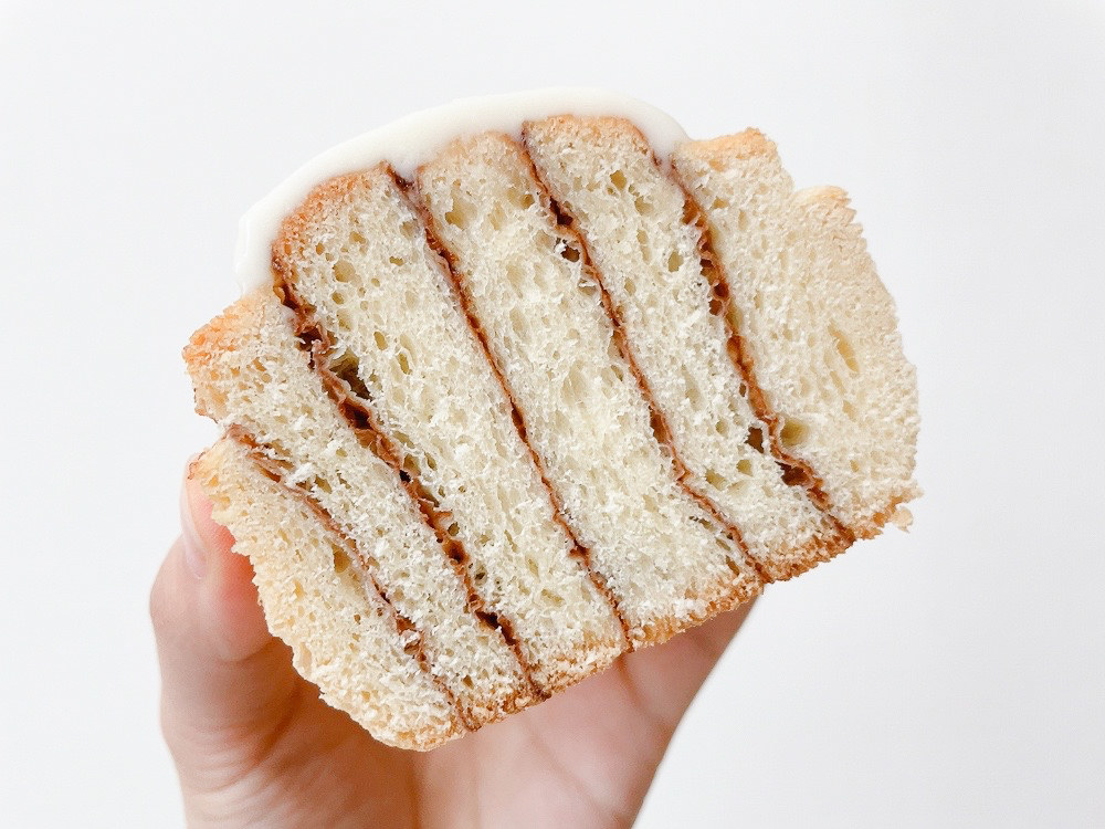 カルディのオススメ冷凍スイーツ「【冷凍】シナモンロール」