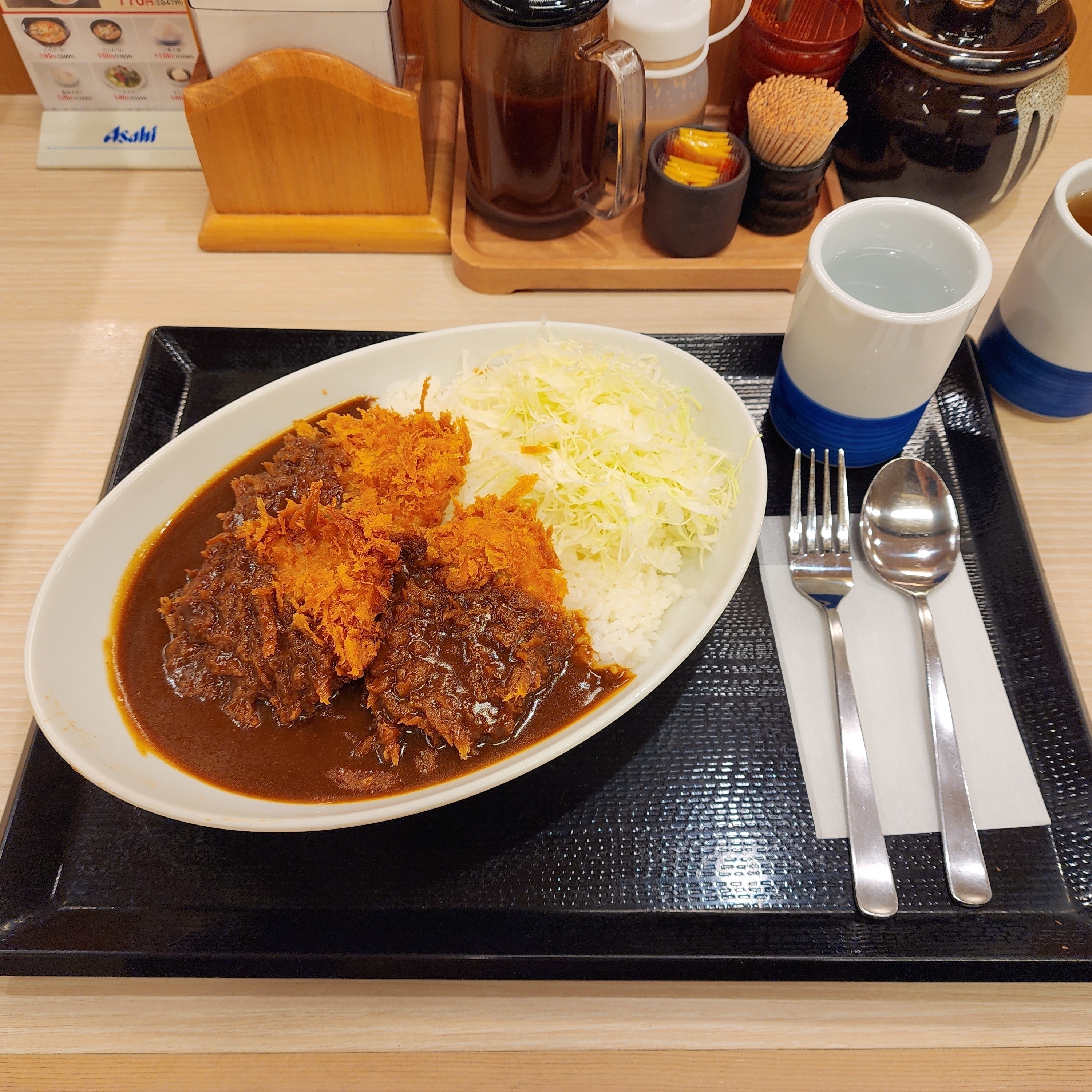 かつやのおすすめメニュー「ヒレカツカレー(竹)」