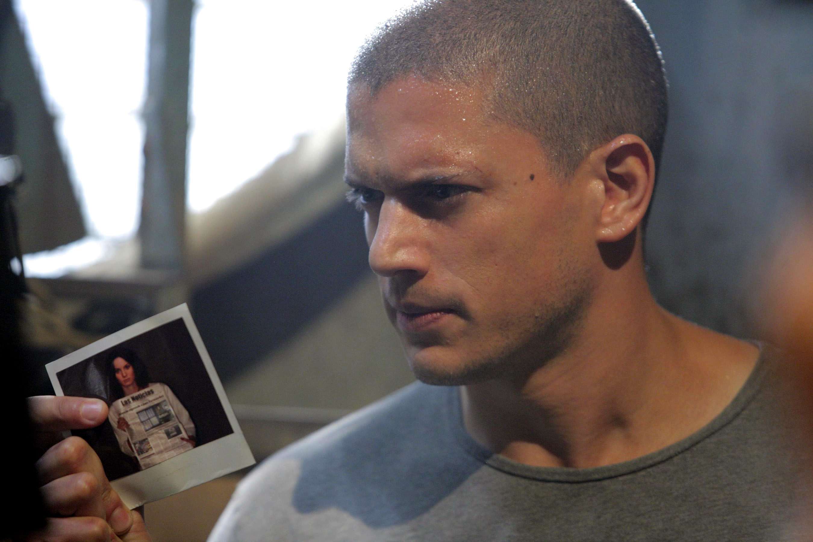 Screenshot from "Prison Break"