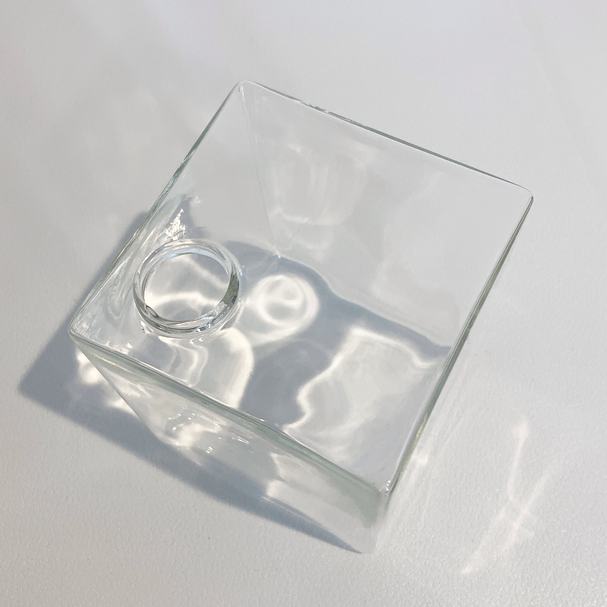 ZARA HOME(ザラホーム)のおすすめ花瓶「スクエア ガラス フローラルベース」