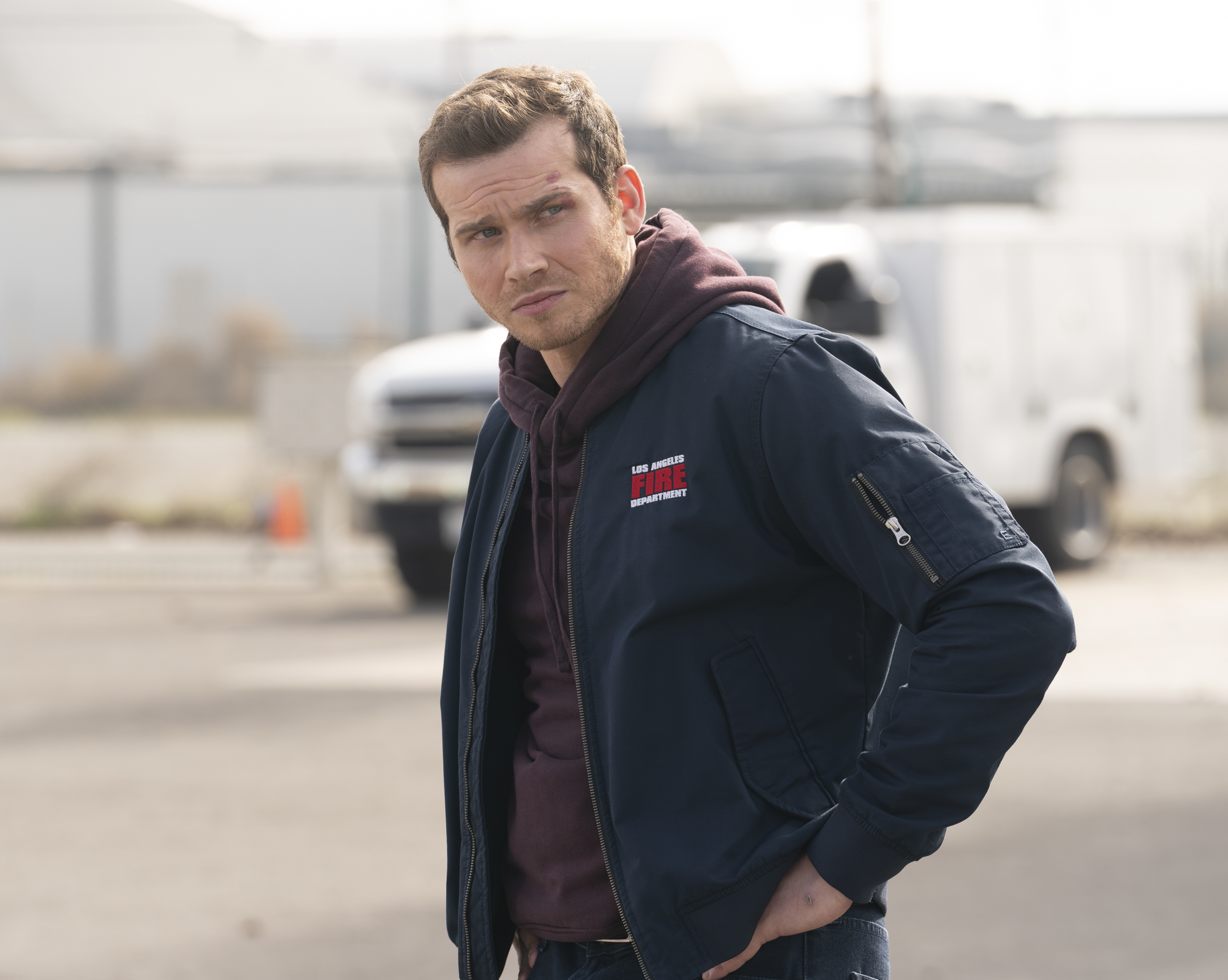 Screenshot from "9-1-1"