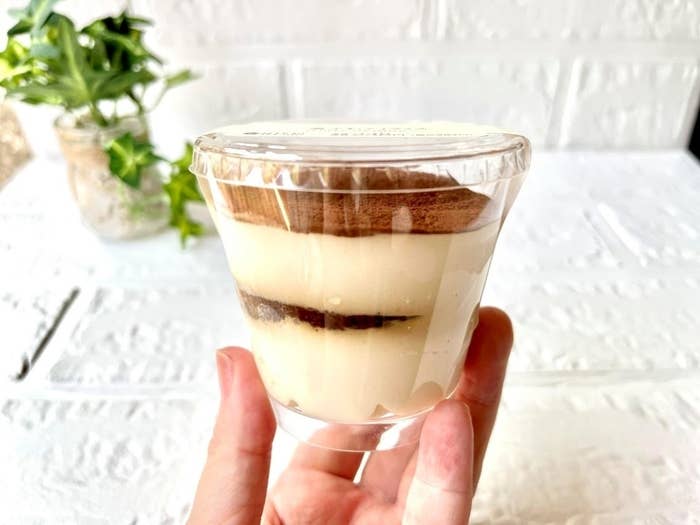 LAWSON(ローソン)のおすすめスイーツ「雲ふわティラミス」