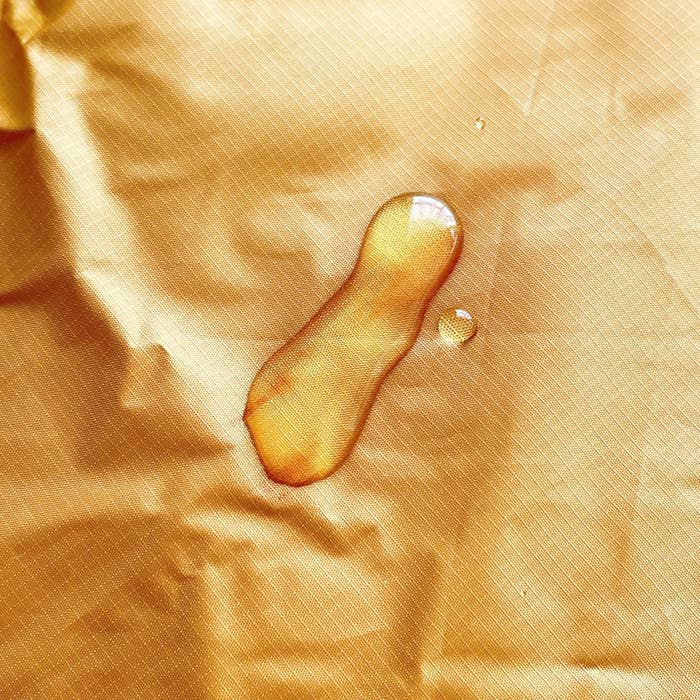 無印良品のおすすめレイングッズ「たためる 撥水リュックサック」