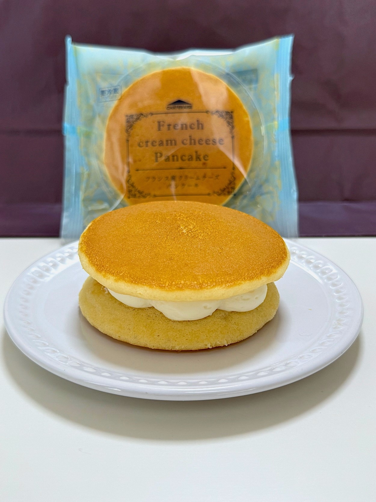 シャトレーゼのおすすめスイーツ「フランス産クリームチーズパンケーキ」