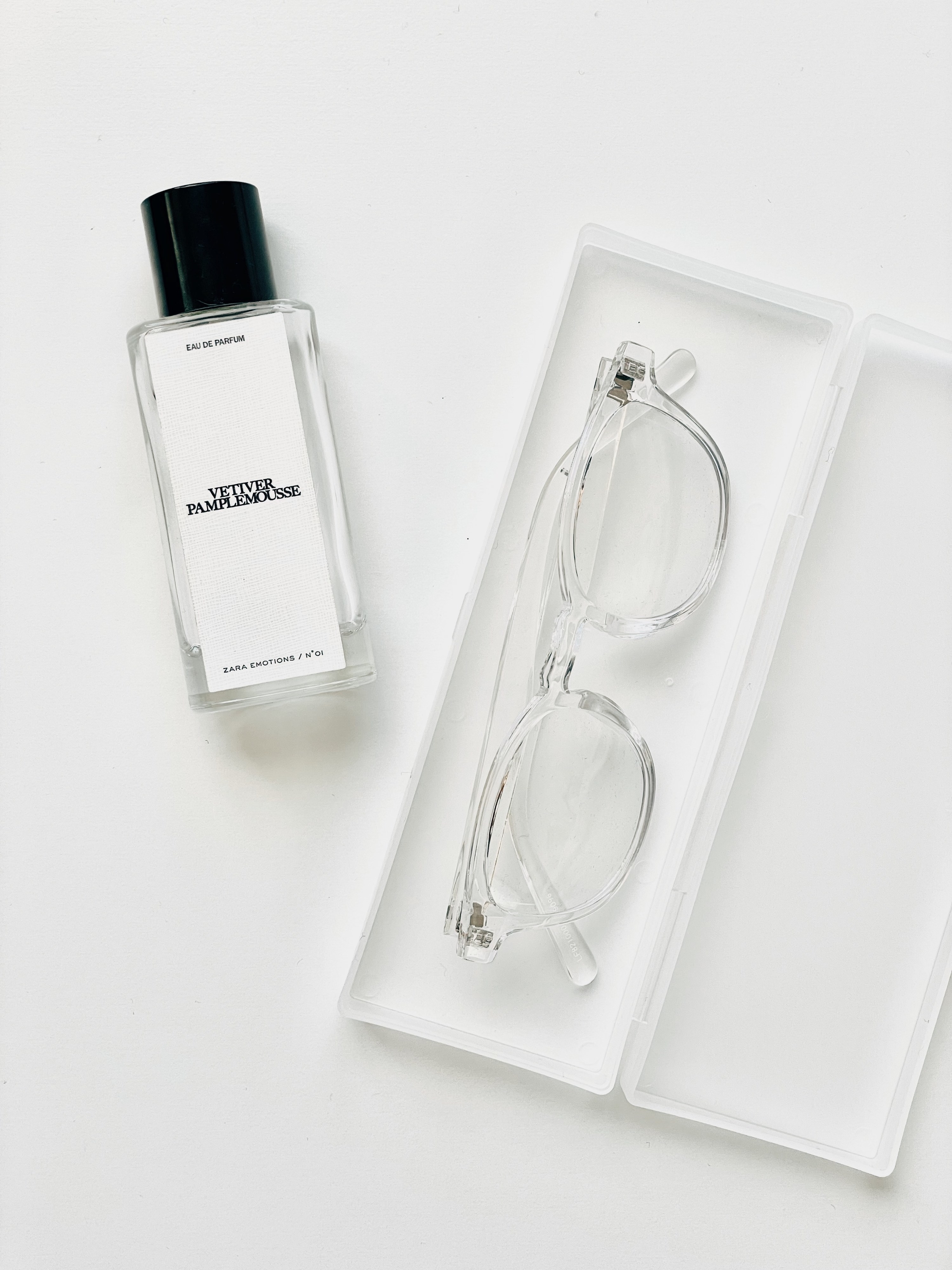 Seria(セリア)のおすすめ便利グッズ「ヨコ型 PP ペンケース」