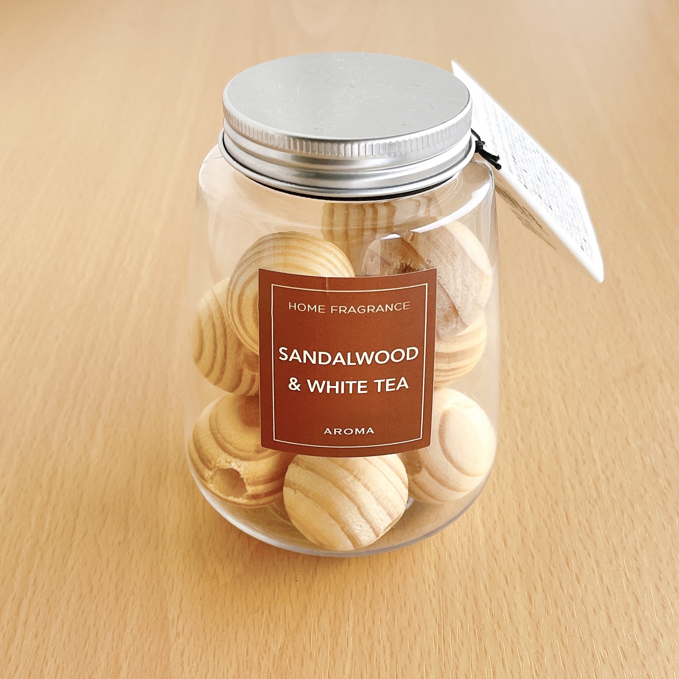 ニトリのおしゃれインテリア「フレグランスボール(フォレスタ サンダルウッド&ホワイトティー)」