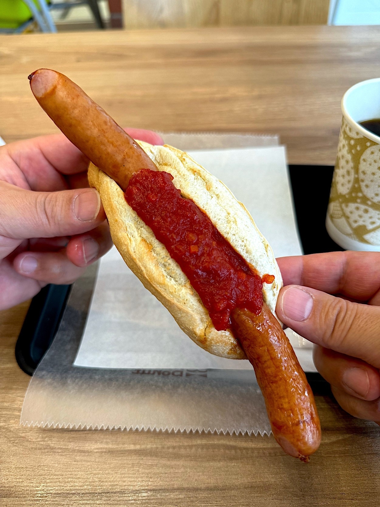 ミスドのおすすめセット「朝のミスド ドリンクセット(ホットドッグ)」