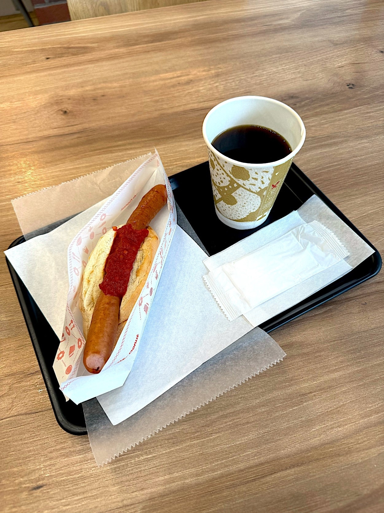ミスドのおすすめセット「朝のミスド ドリンクセット(ホットドッグ)」