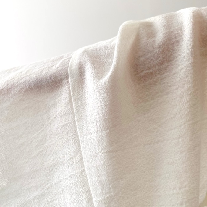 GUのおすすめアイテム「ラッフルボレロブラウス（長袖）Q+E」