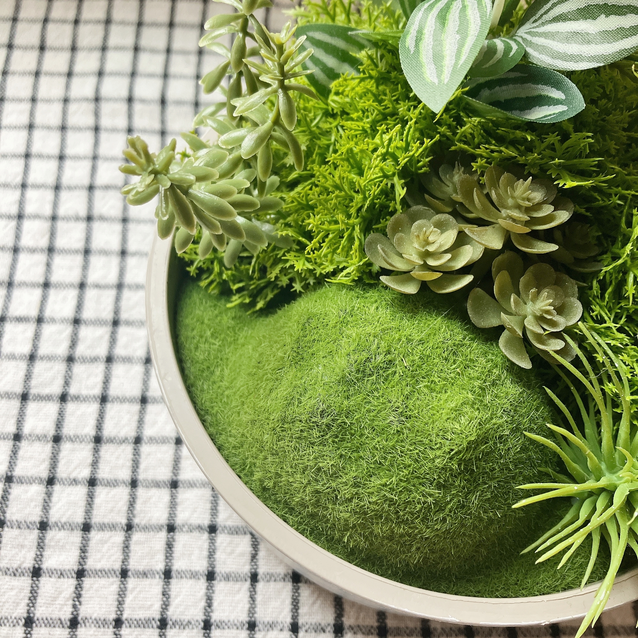 IKEA（イケア）のおすすめ観葉植物「FEJKA フェイカ 人工観葉植物, コケ」