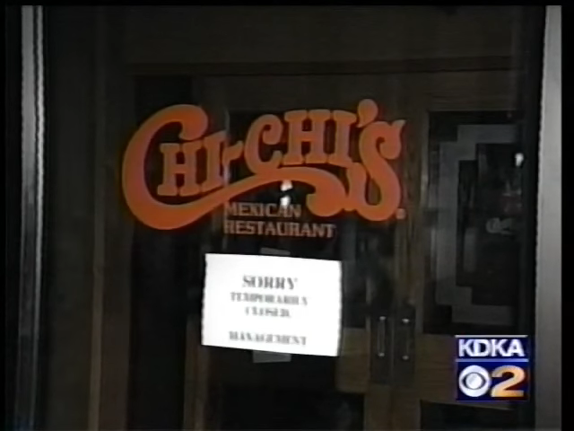 &quot;Chi-Chi&#x27;s Mexican Restaurant entrance with a &#x27;Sorry Temporarily Closed&#x27; sign on the door.&quot;