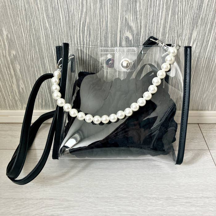 Honeys（ハニーズ）のおすすめバッグ「パール付クリアバッグ」