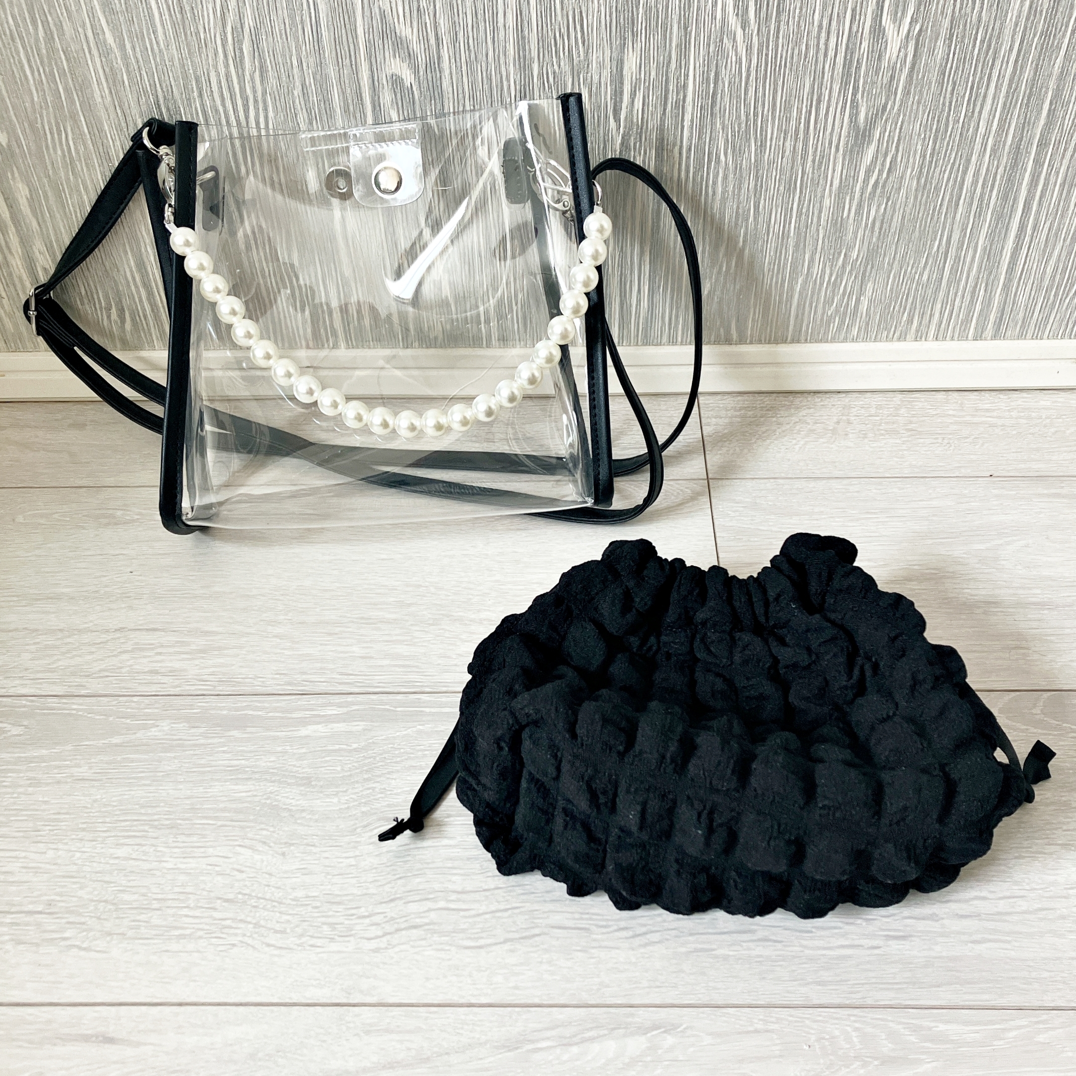 Honeys（ハニーズ）のおすすめバッグ「パール付クリアバッグ」