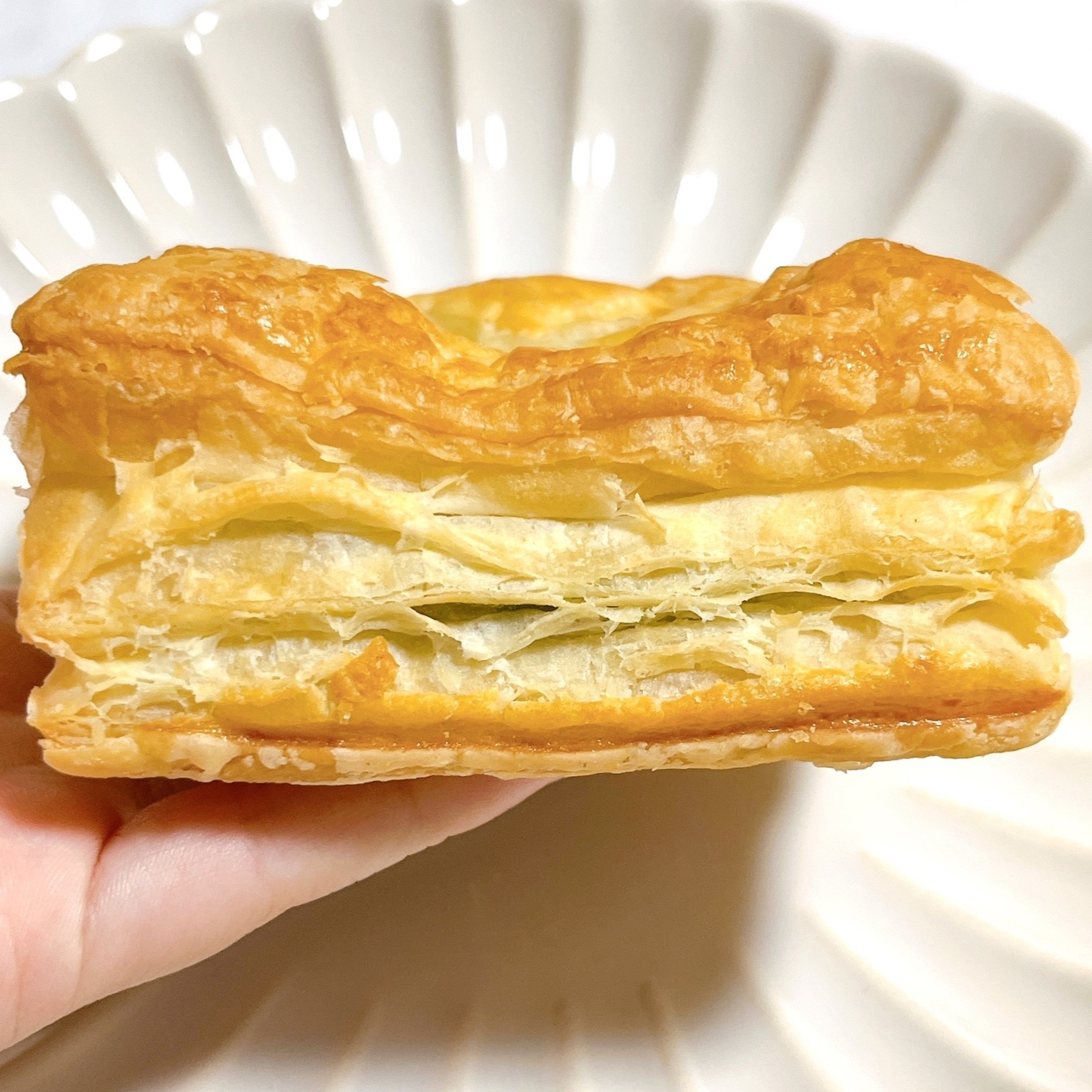 ミスタードーナツのオススメのパイ「チキンとマカロニのジェノベーゼパイ」