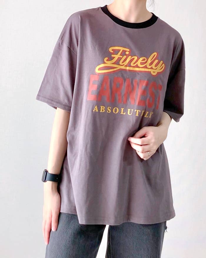 しまむらのおすすめアイテム「ロゴリンガーT」