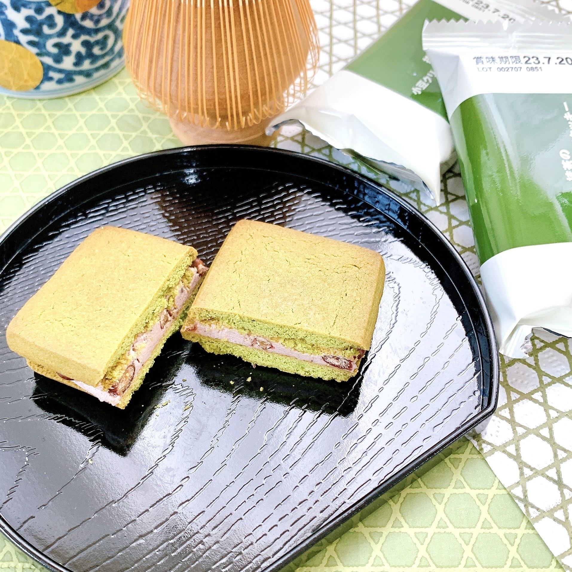 無印良品の抹茶スイーツ「抹茶の小豆クリームサンドクッキー」