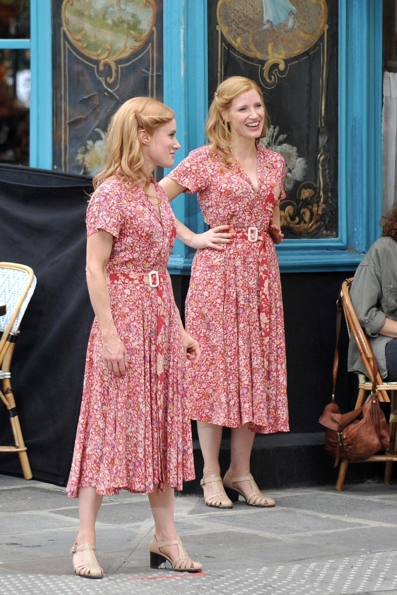Jessica Chastain and her stunt double on set