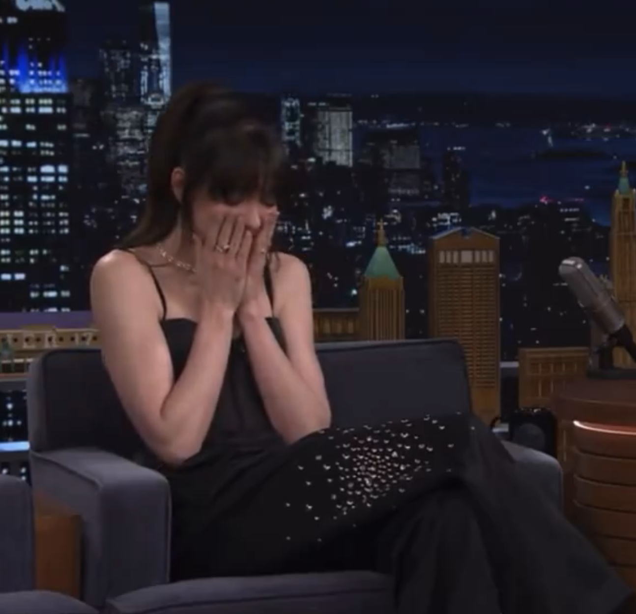 Anne Hathaway on the tonight show