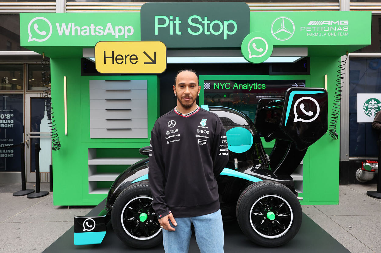 Lewis Hamilton Talks About Empire State Building WhatsApp Takeover