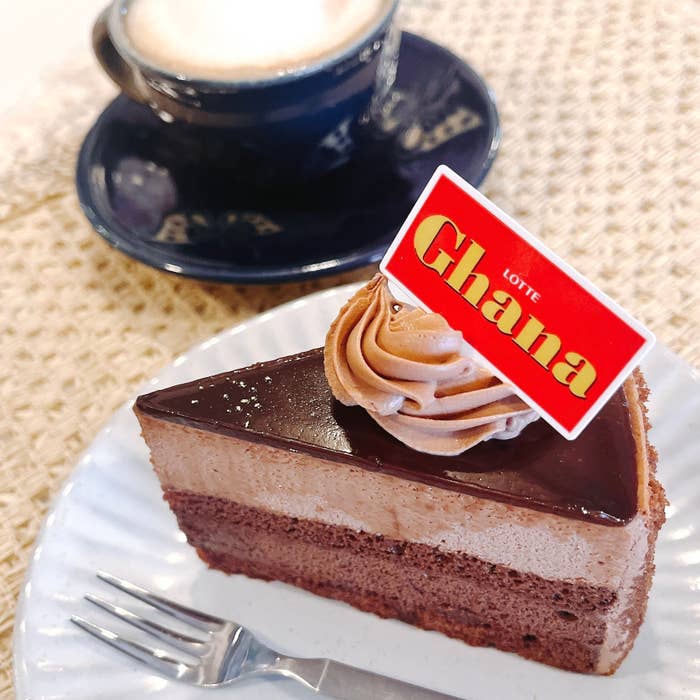 コージーコーナーのおすすめスイーツ「＜ガーナ＞濃厚チョコケーキ」