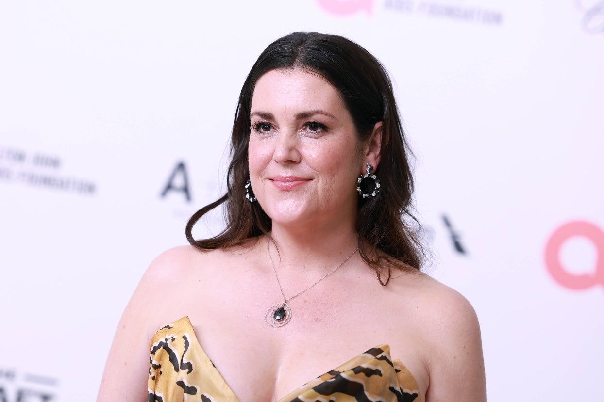 Melanie Lynskey Might Just Have The Best Engagement Story Ever After Revealing It Took Three Days To Learn She Was Engaged